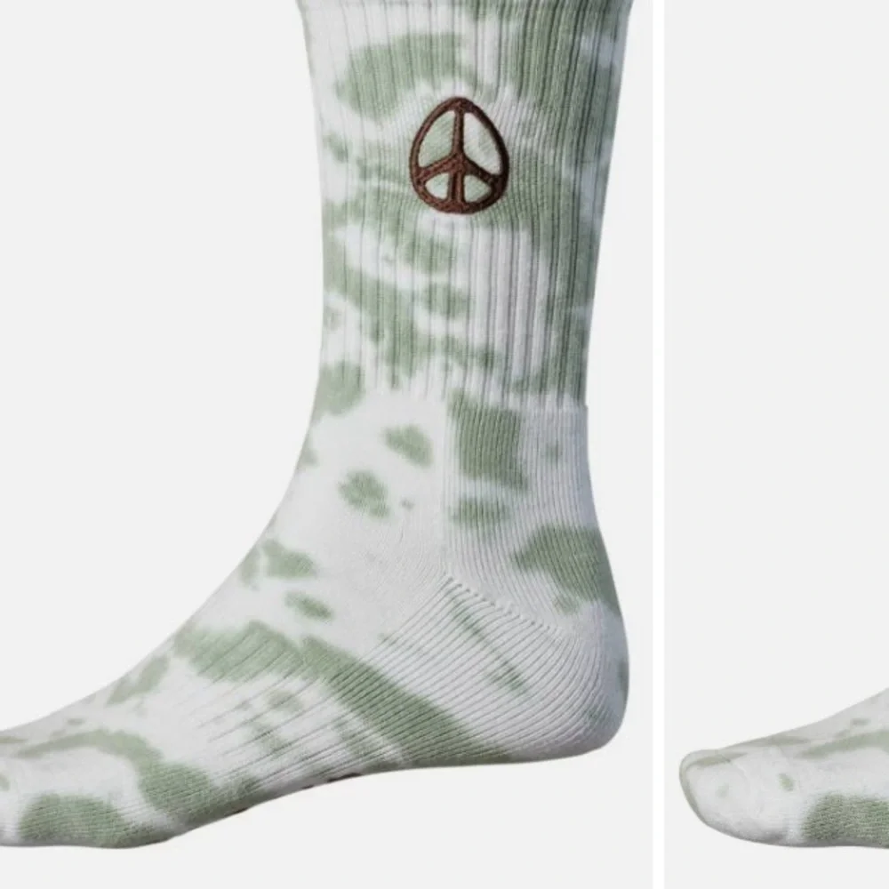 - Free people peaceful peace sign socks parks project new with package
